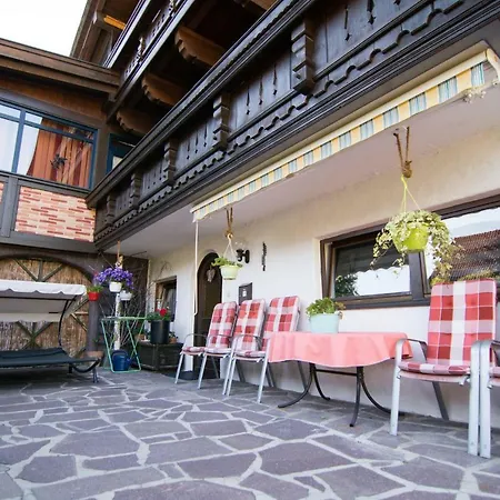 Ferienwohnung Falkner Apartment